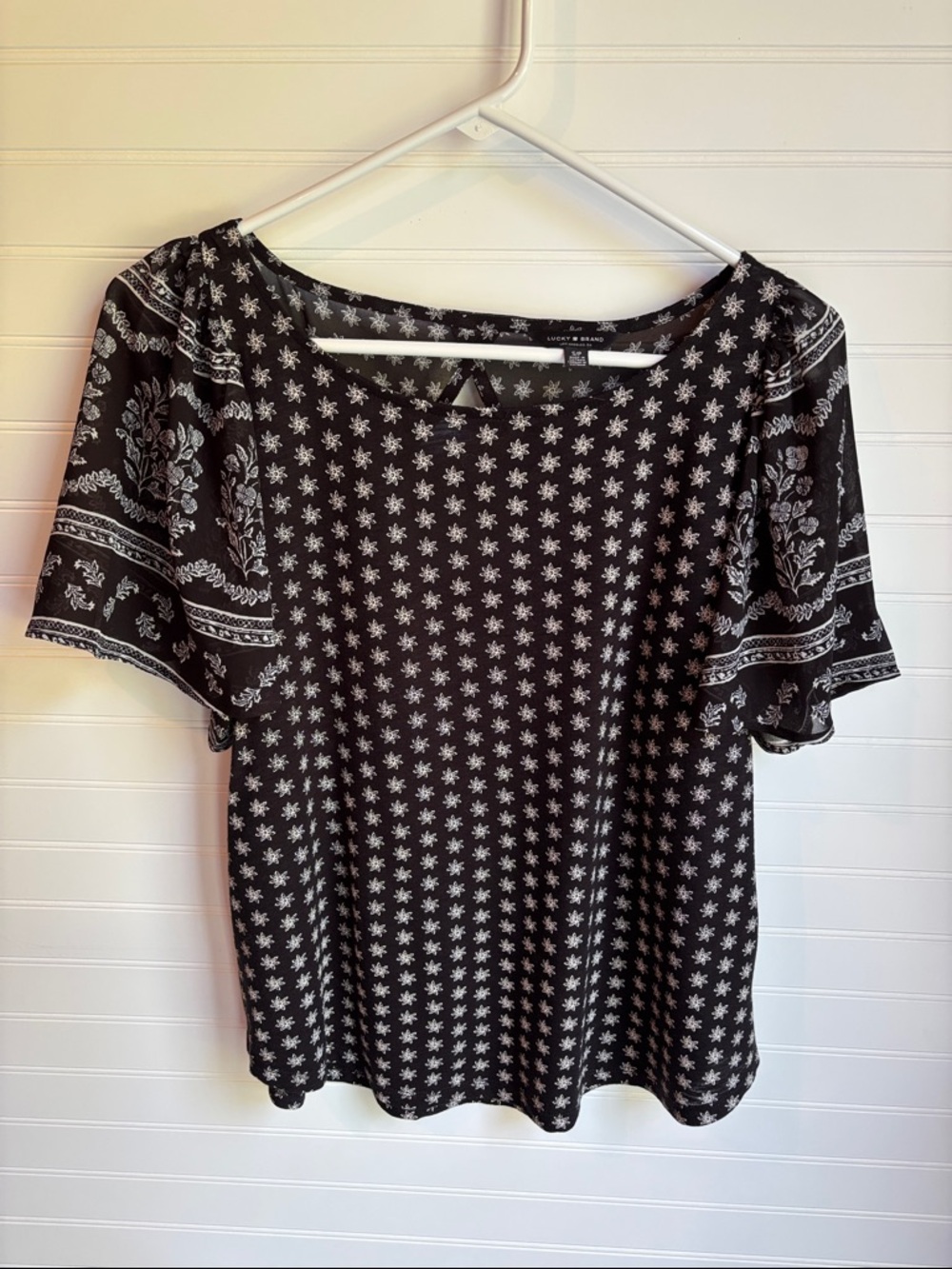 Lucky Brand Black Floral-Print Short Sleeve Blouse